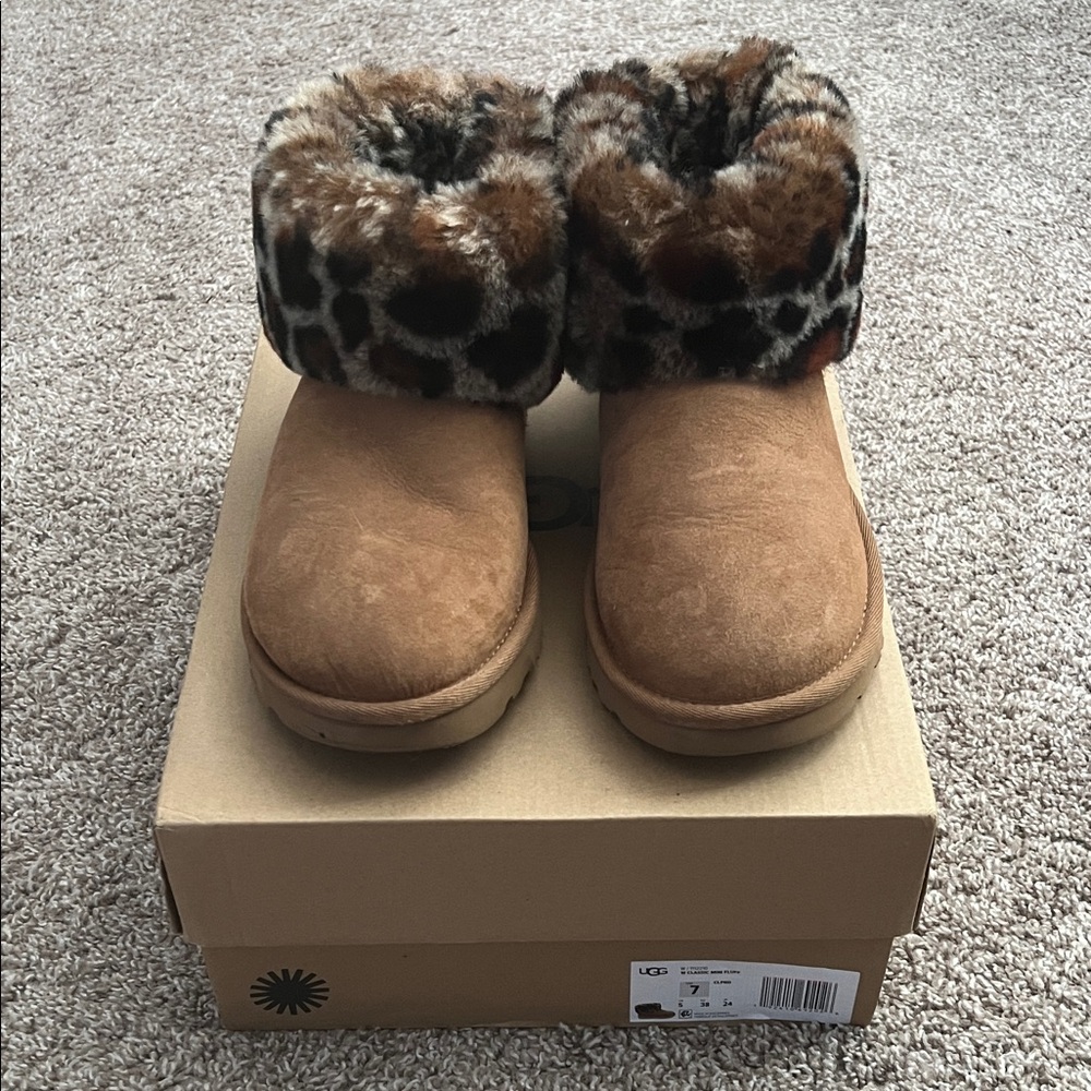 Ugg Classic Mini Fluff - Leopard - image 1